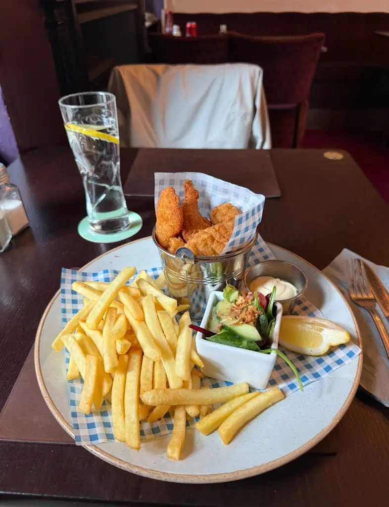 Giovani Malinda_The Peacock_Bakewell_review