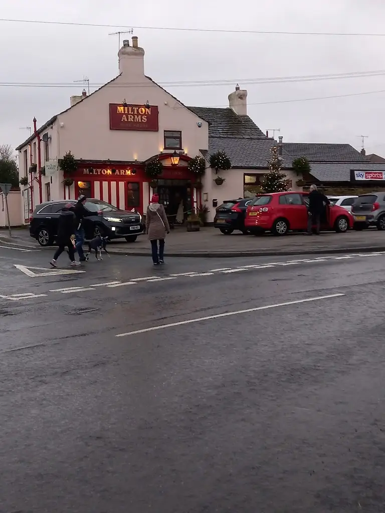 David and Jax Parkin_The Milton Arms_Hoyland Nether_review