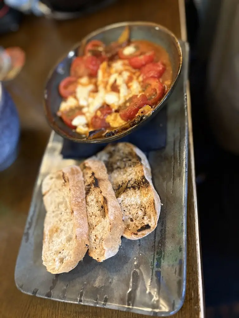 Beth Atkin_The Crown Inn Elsecar_Hoyland Nether_review