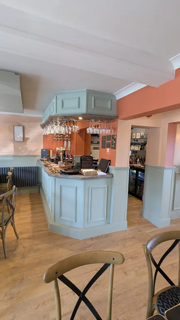 Bailey's Bar & Bistro restaurant in Hoyland Nether