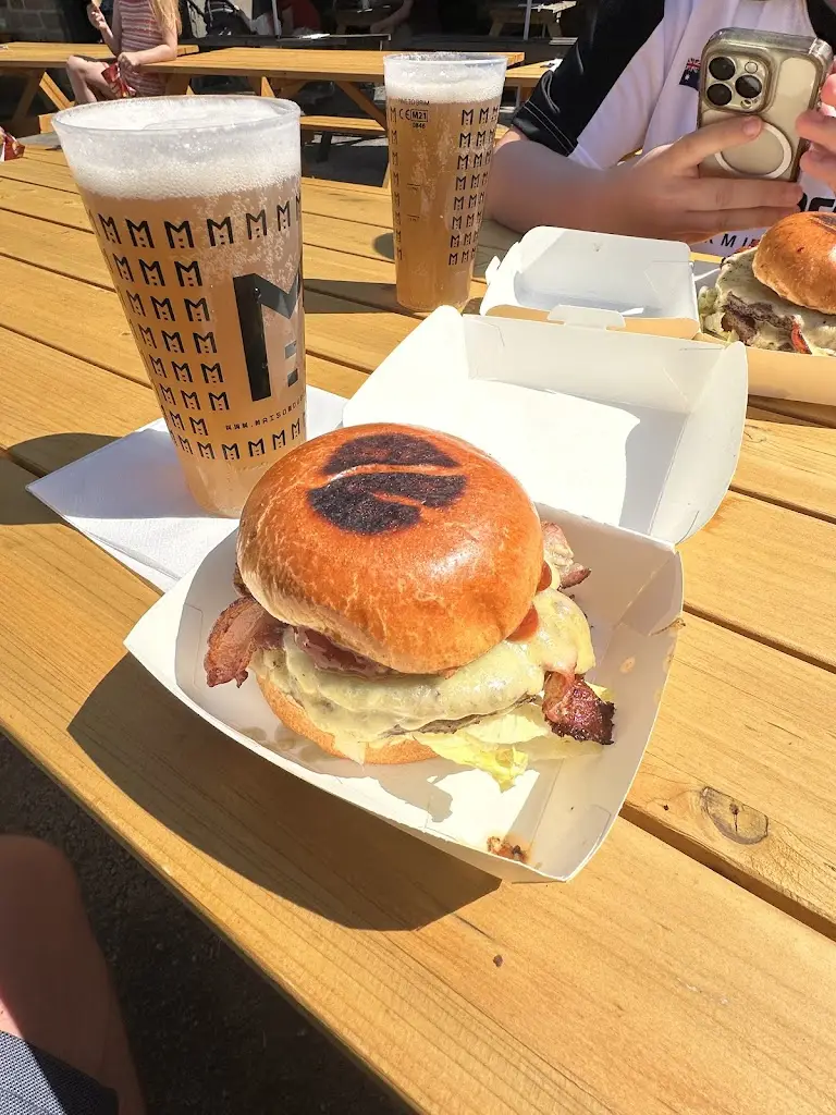 Sammy Hemingway_WG Catering UK_Hoyland Nether_review