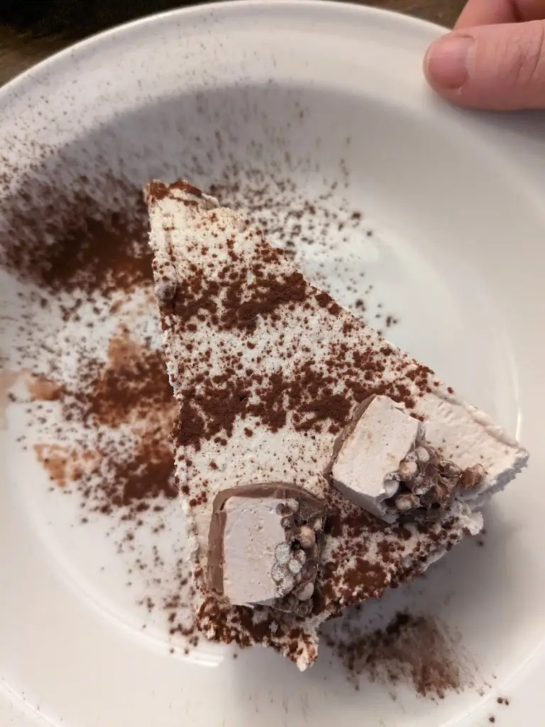 Dar_The Rising Sun_Isleham_review