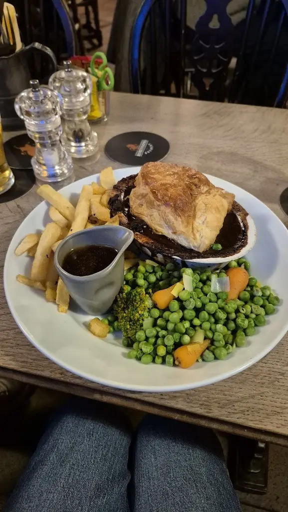 Trish McGee_The Bulls Head, Ashford_Bakewell_review