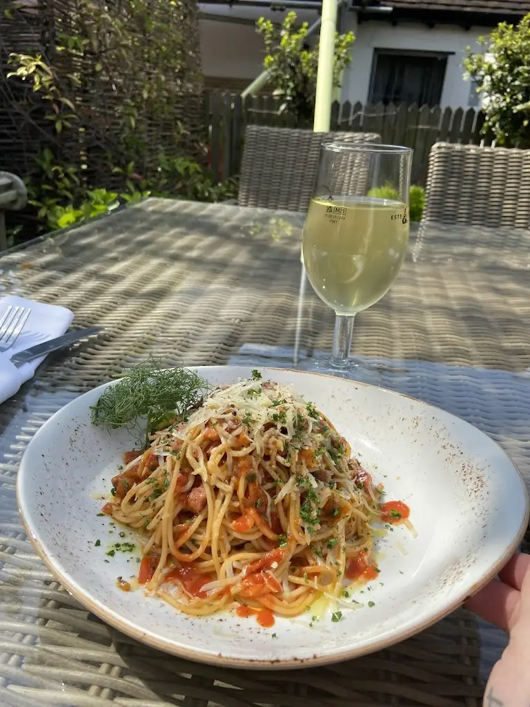 Sarah Thompson_The Star Inn_Ingatestone_review