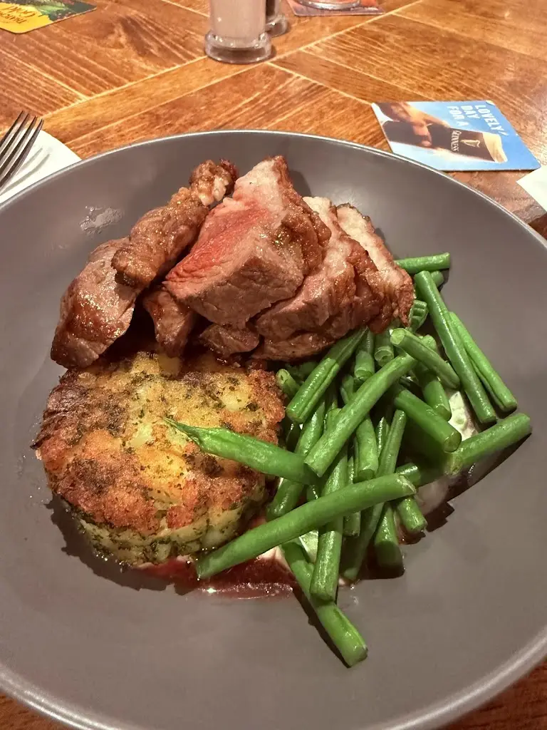 Phil Dechamps_The Cricketers Mill Green_Ingatestone_review