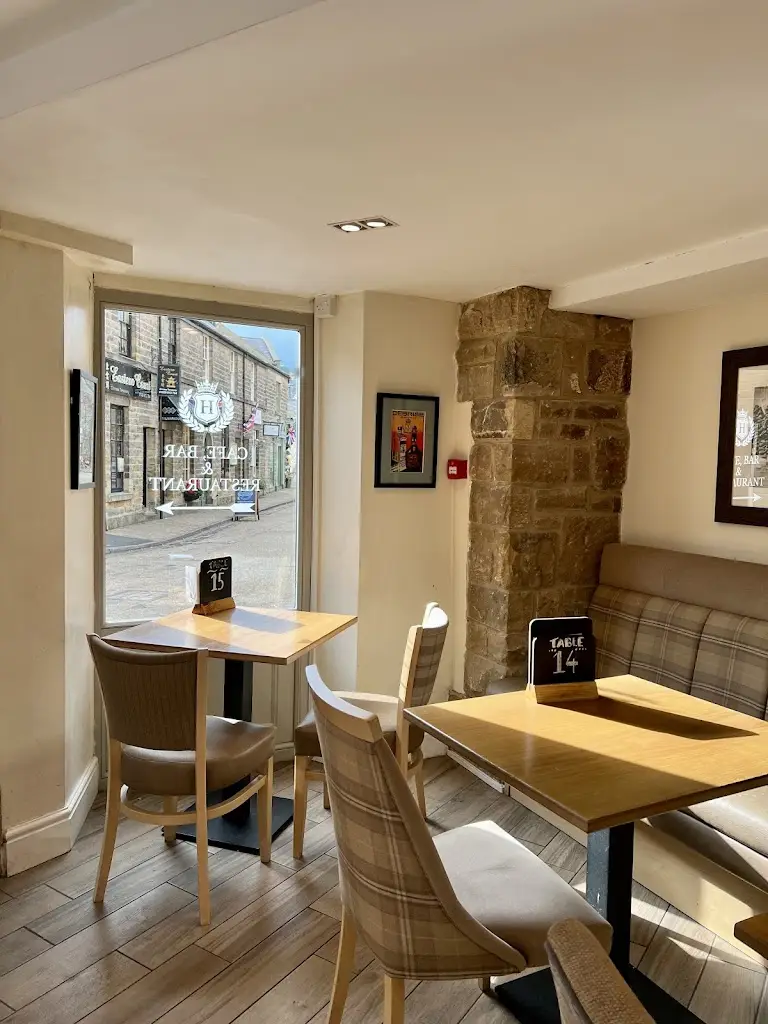 Λ M Λ П D Λ_The H Bar & Restaurant_Bakewell_review