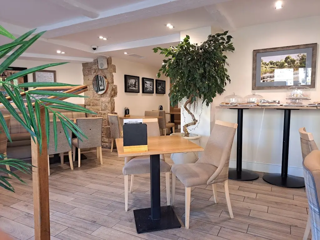 The H Bar & Restaurant_Bakewell_slider_image_3