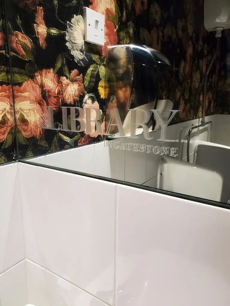 Menu_Library, Ingatestone_Ingatestone_image_8