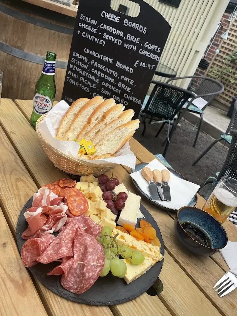 Menu_The Lounge Wine bar_Ingatestone_image_5