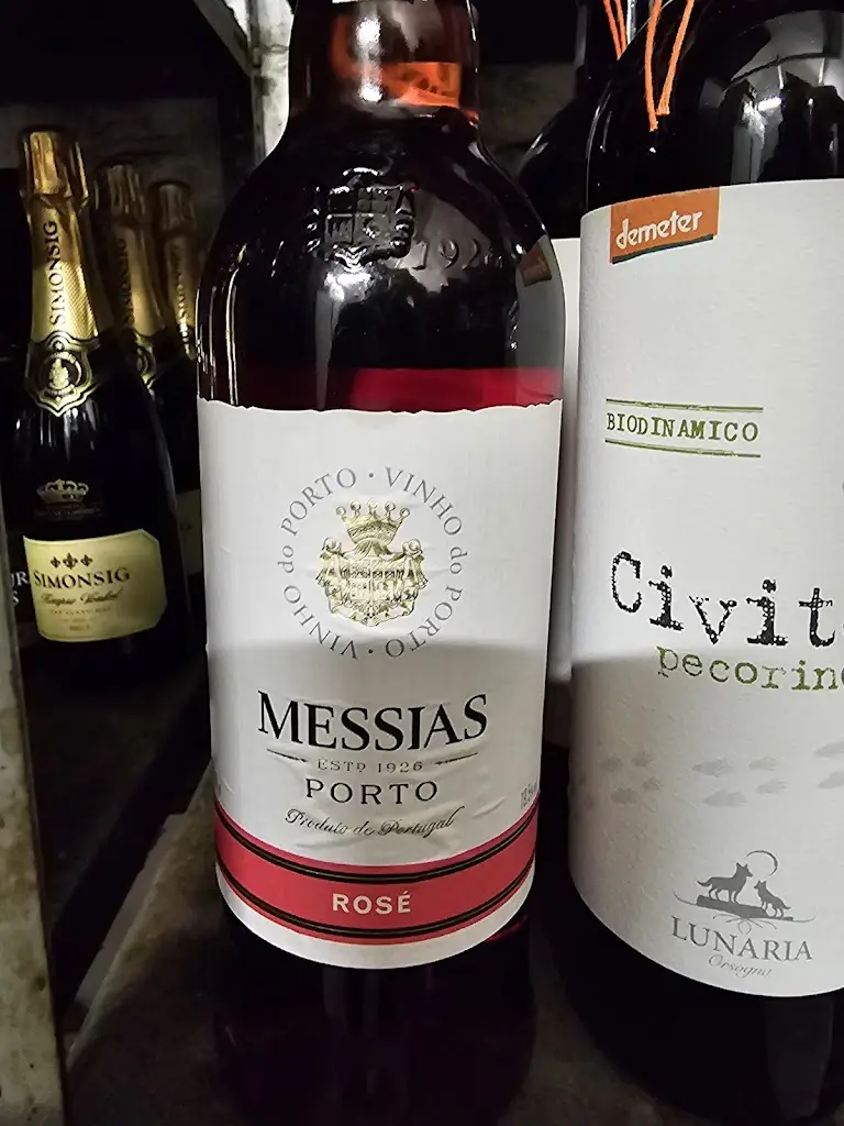 The Lounge Wine bar_Ingatestone_slider_image_3