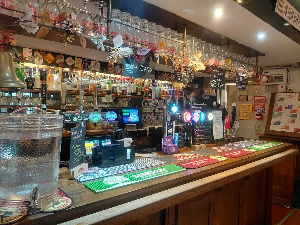 The Horseshoe_Kearsley_slider_image_3