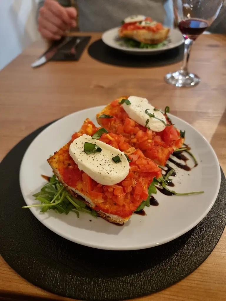 Marco's Trattoria_Ivybridge_slider_image_3