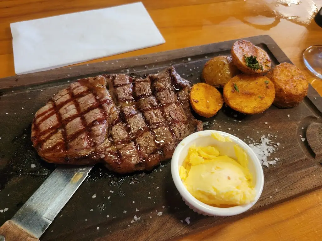 Solasta Steakhouse & Á La Carte restaurant in Huyton