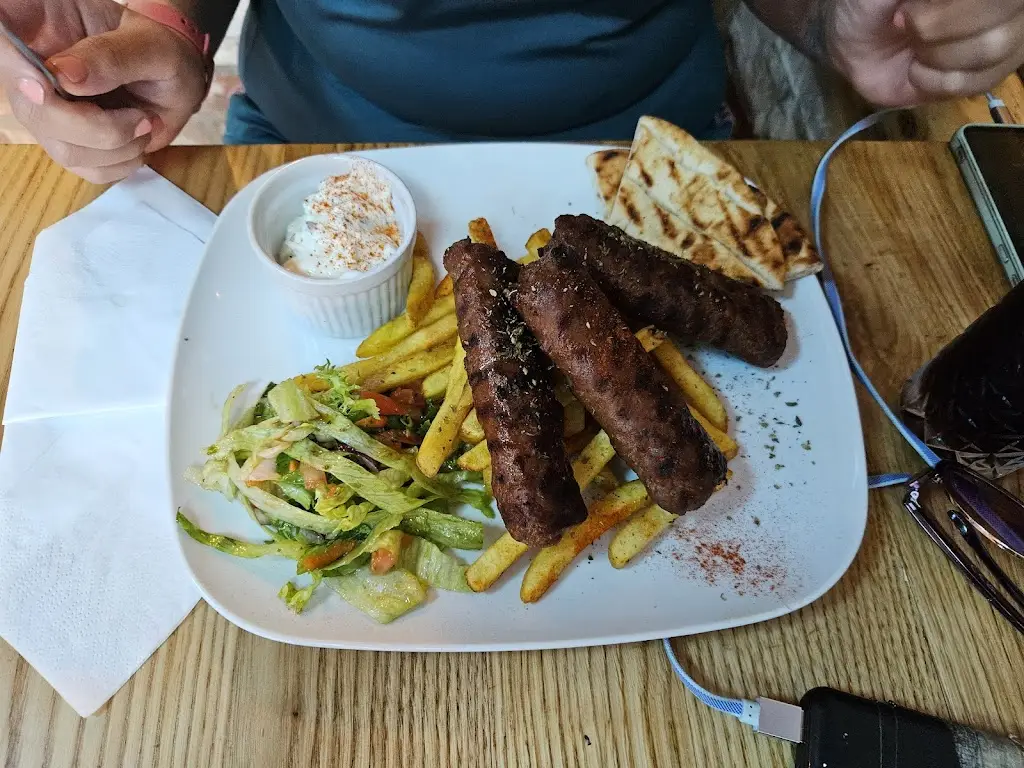 MG Referee_STEKI Greek Restaurant_Huyton_review