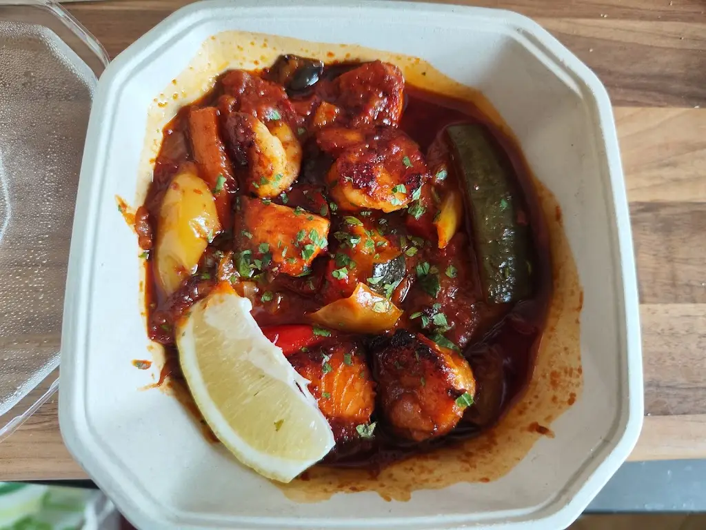 D Kechagias_El Pueblo_Huyton_review