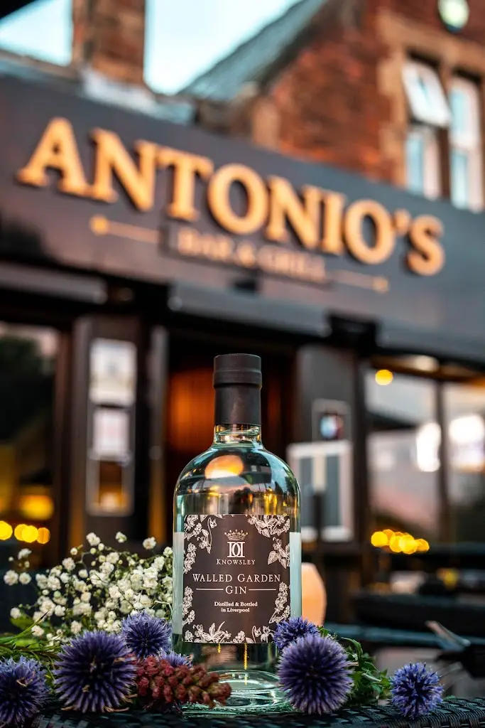 Antonio's Bar & Grill_Huyton_slider_image_1