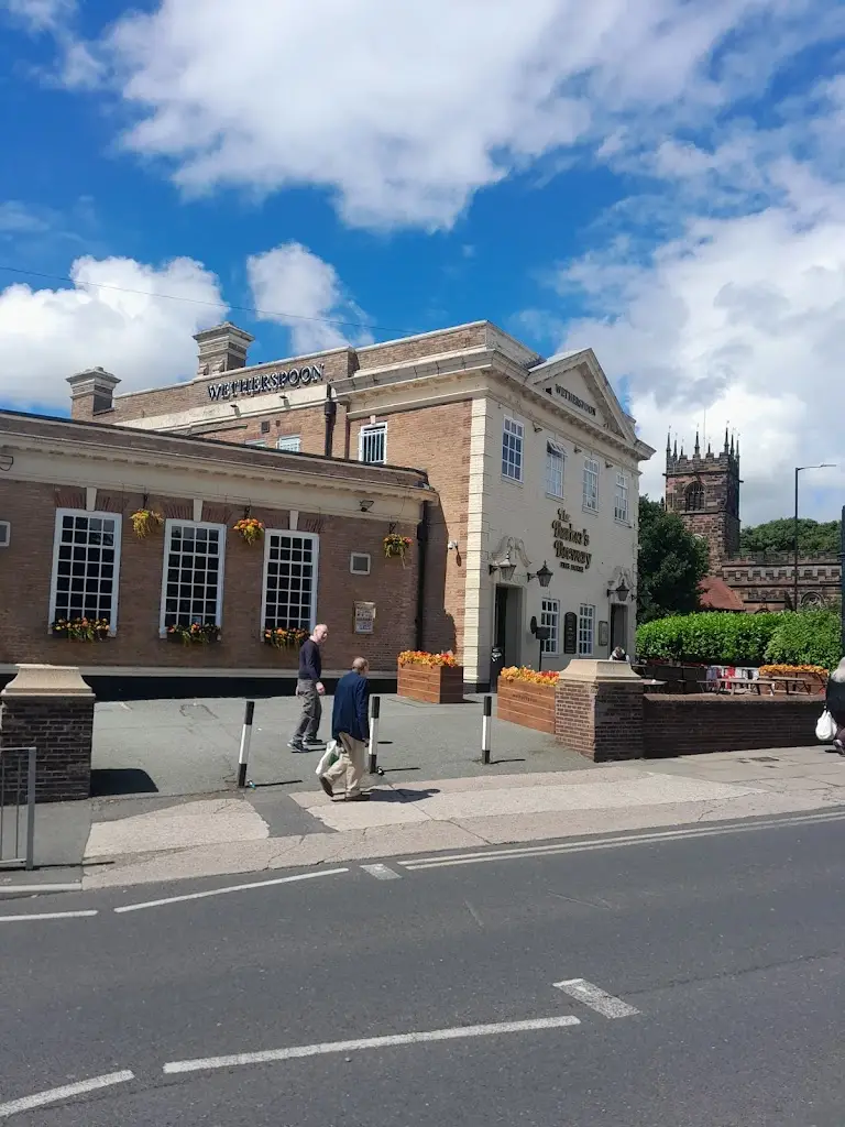 paul brown_The Barker's Brewery - JD Wetherspoon_Huyton_review