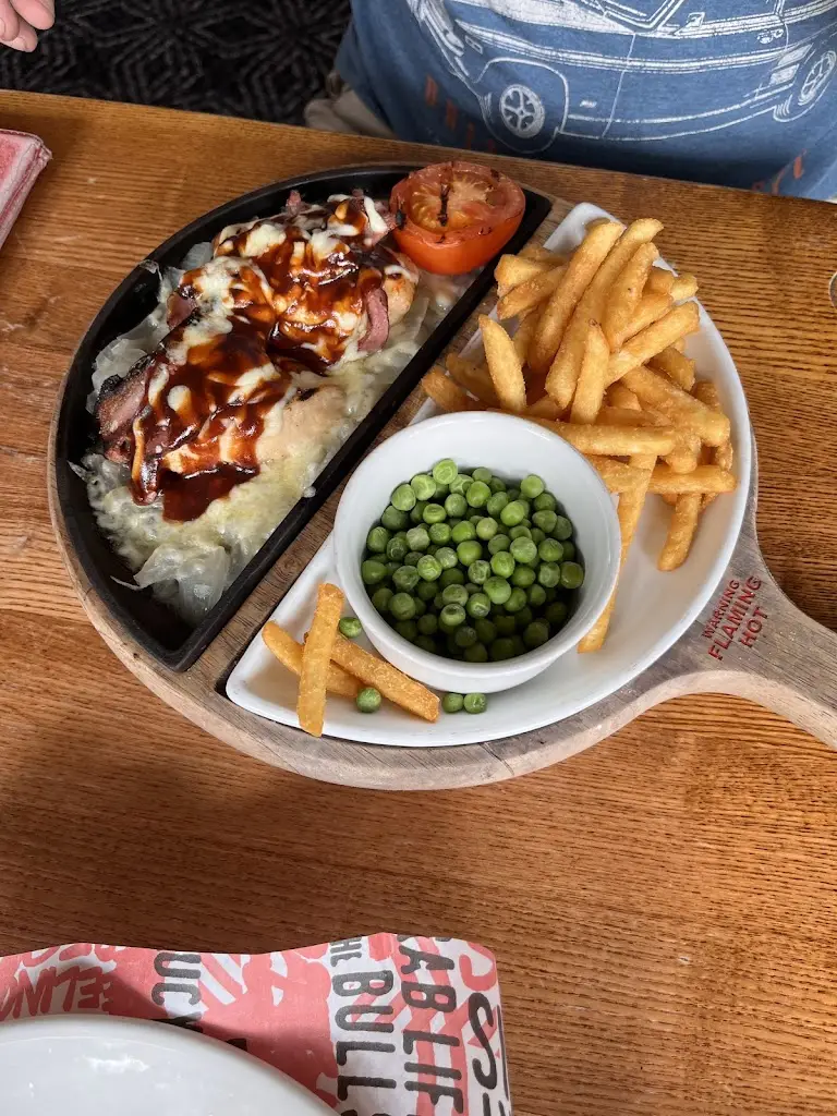 Sharon_Hare & Hounds_Huyton_review