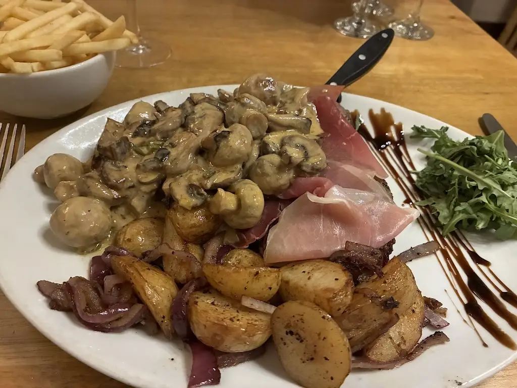 Carl “Tunc” Mawer_Amici Ristorante, Keighley_Keighley_review