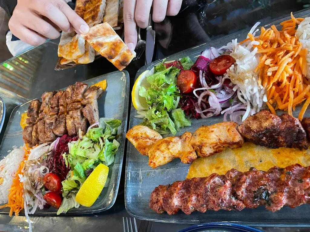 Menu_Kervan Kitchen Brentwood_Kelvedon Hatch_imagen_1