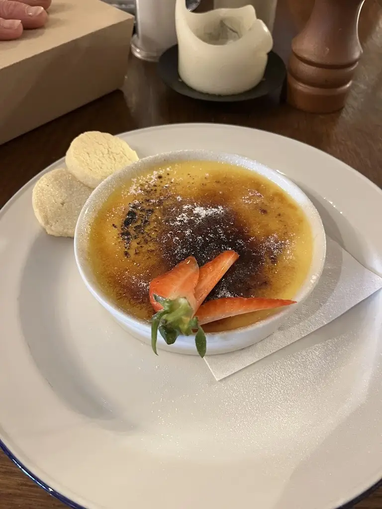 Vienna Doherty_The Morris Dancer_Kelsall_review