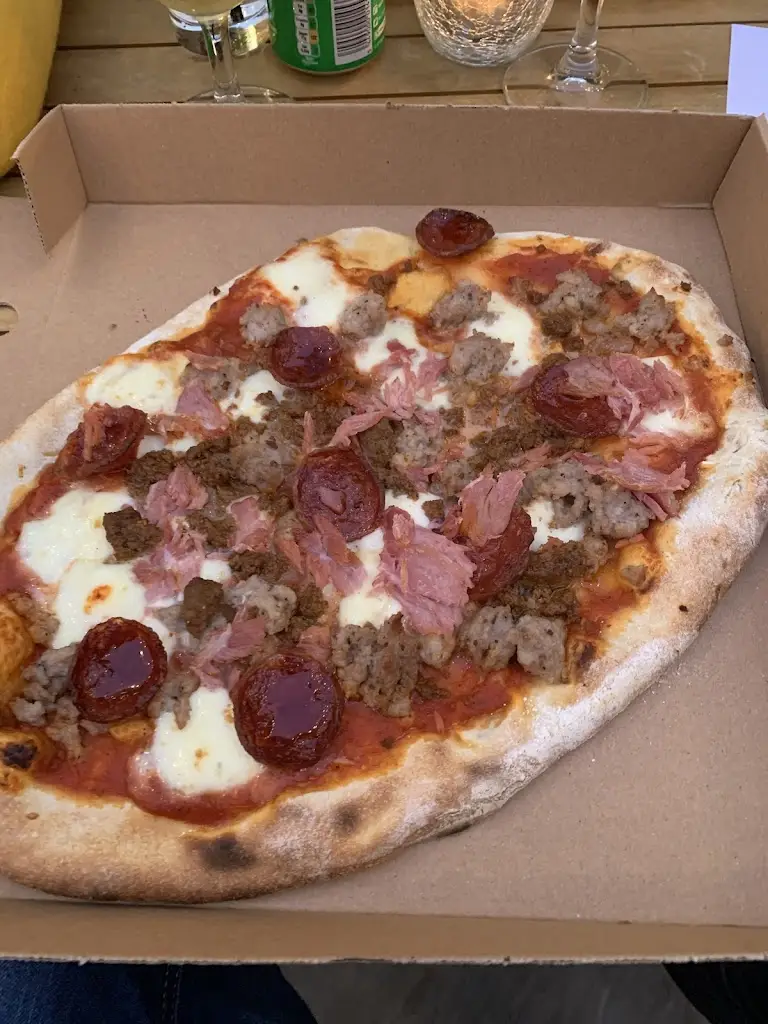 Jake Miller_The Yard_Kegworth_review