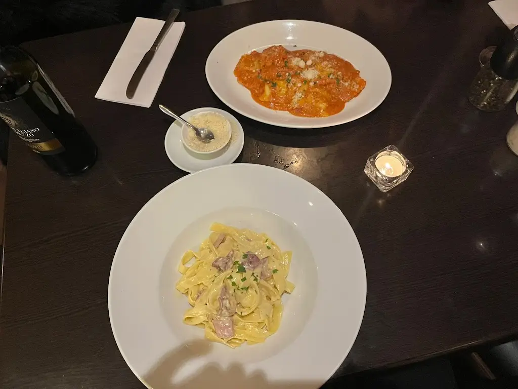 Jess_Sizlers_Isleworth_review