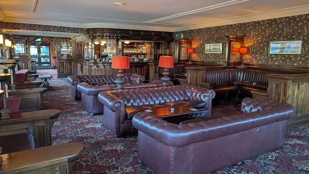 Town Wharf_Isleworth_slider_image_1