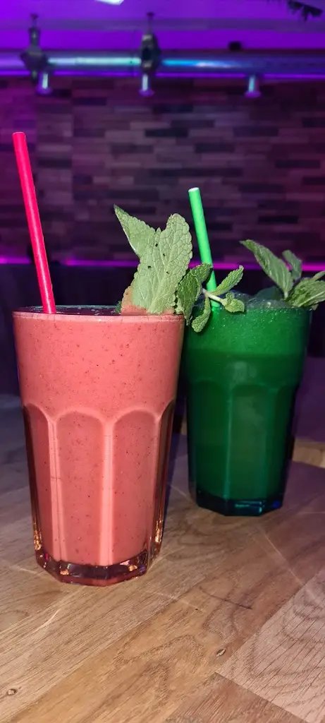 Mürver Çiçeği_Farfesh Lounge_Isleworth_review