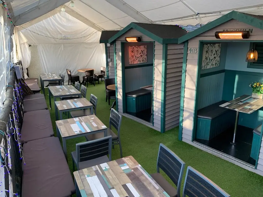 The Royal Oak Pub & Dining House_Isleworth_slider_image_1