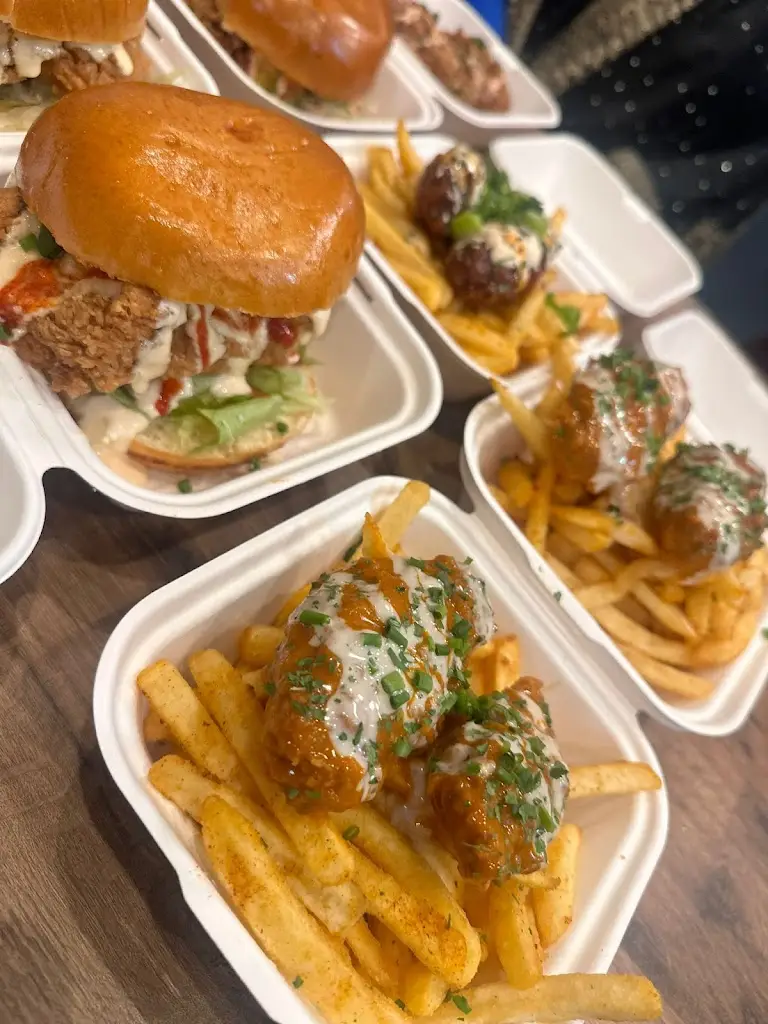 Areeba Iqbal_The Dj's Kitchen_Isleworth_review