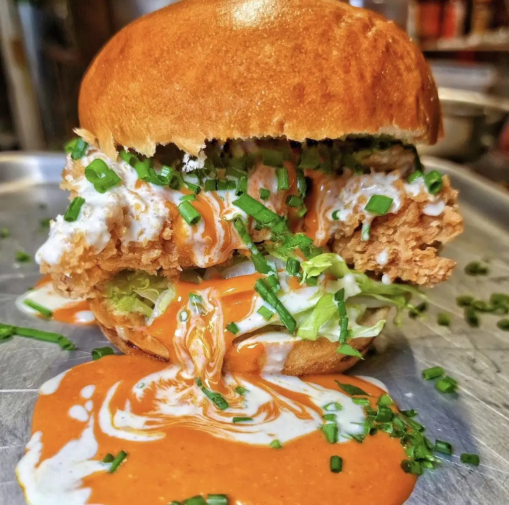 The Dj's Kitchen_Isleworth_slider_image_3