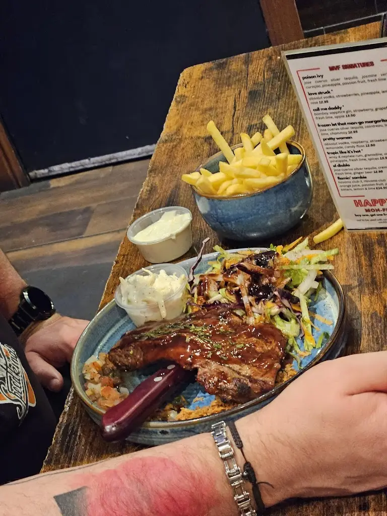 Kolby Johnson_Man vs Food_Isleworth_review