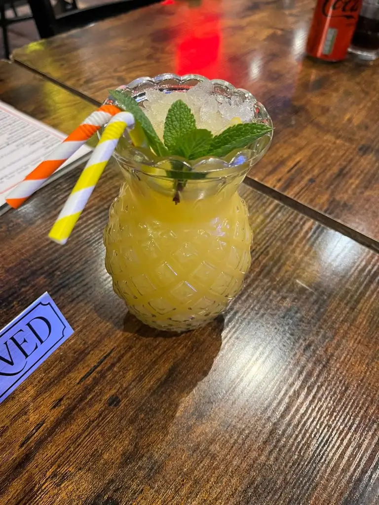 Lina Papa_Man vs Food_Isleworth_review