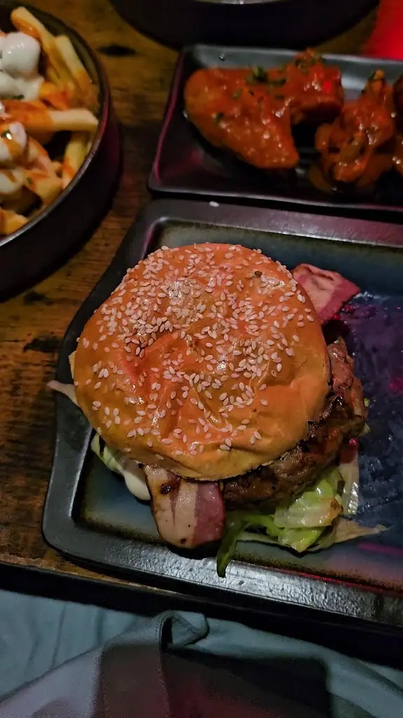 Man vs Food_Isleworth_slider_image_2