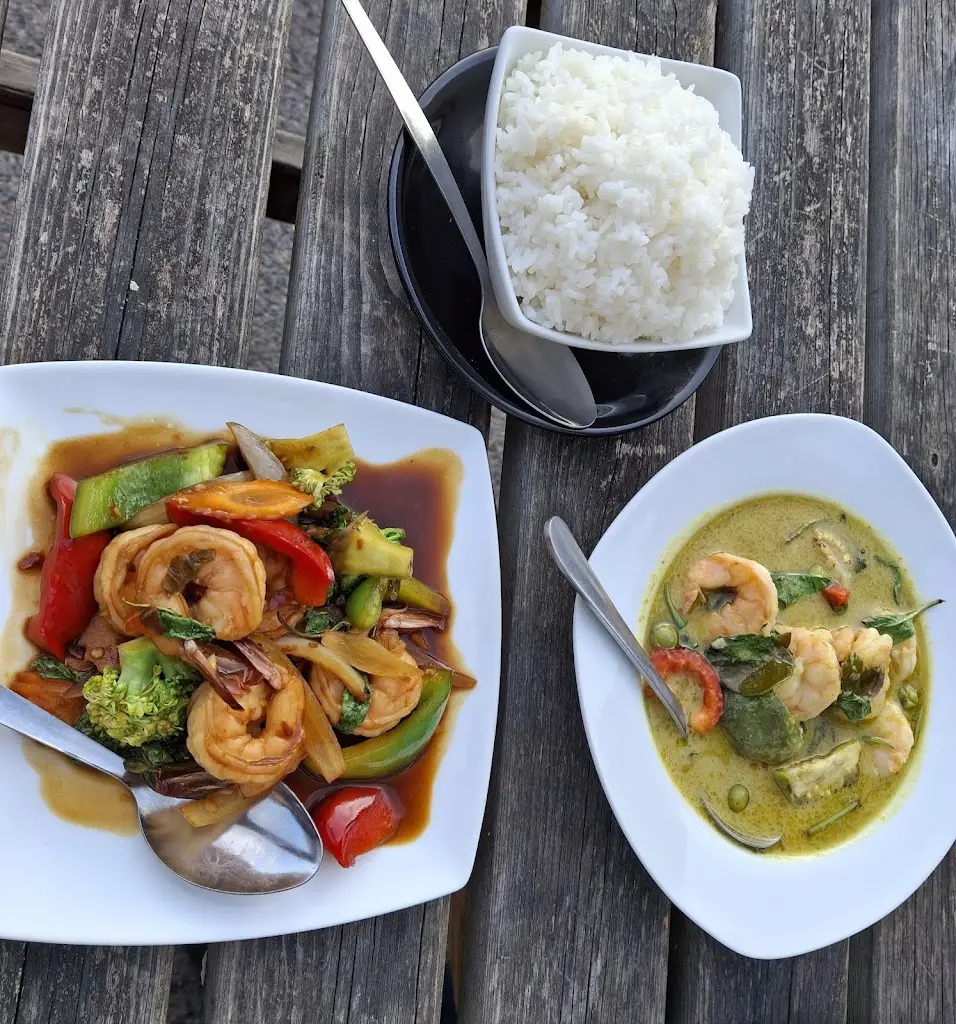 W M_The Isleworth_Isleworth_review