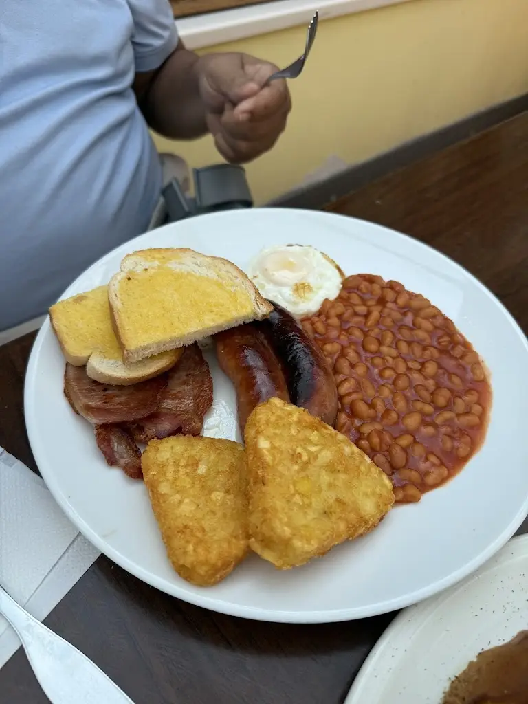 Harminder Singh_Greedies_Isleworth_review