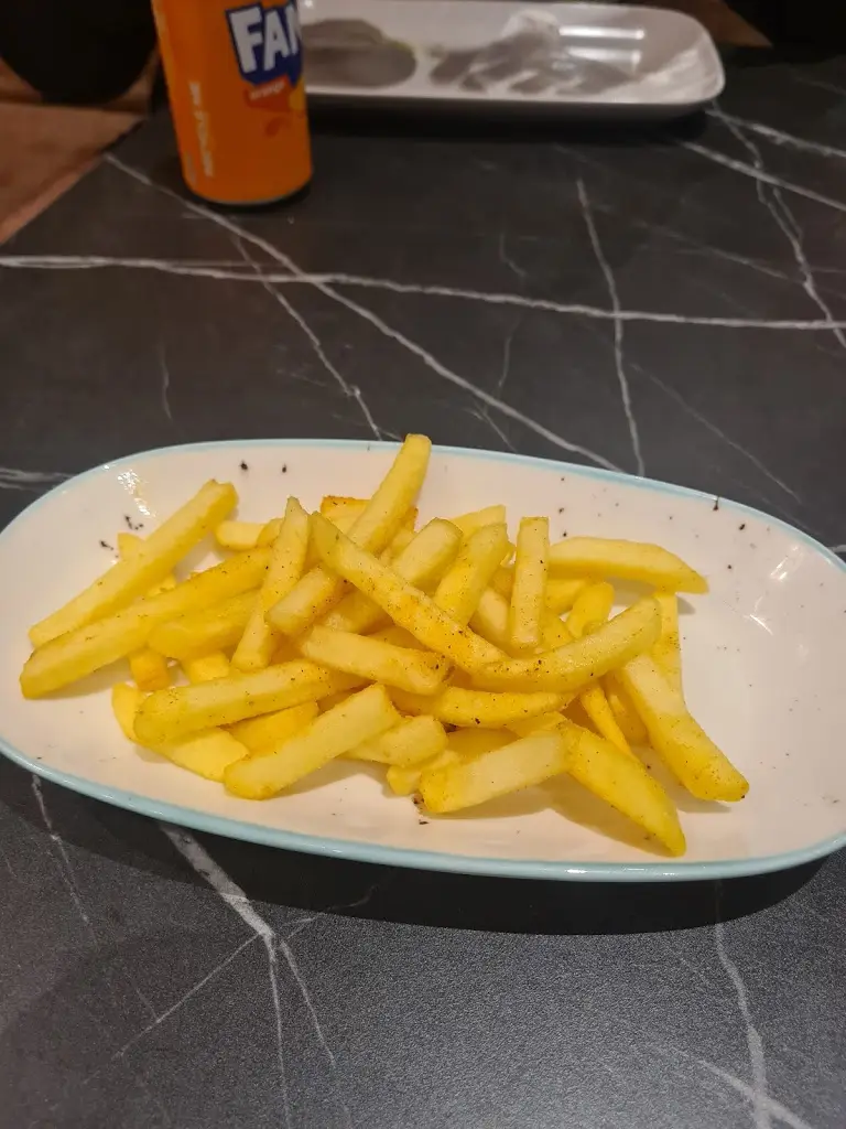 Fernando Romero_Nosh Burgers_Isleworth_review