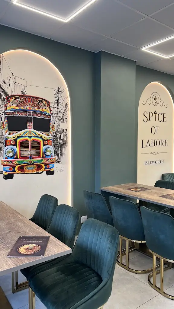 Unza . Ahsan_SPICE OF LAHORE LTD_Isleworth_review