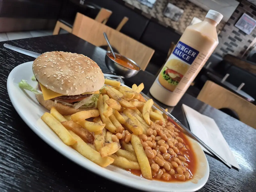 Golden Grill Isleworth_Isleworth_slider_image_3