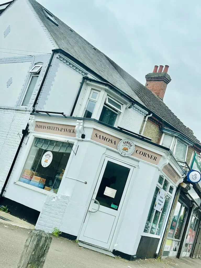 Samosa Corner_Kempston_slider_image_3