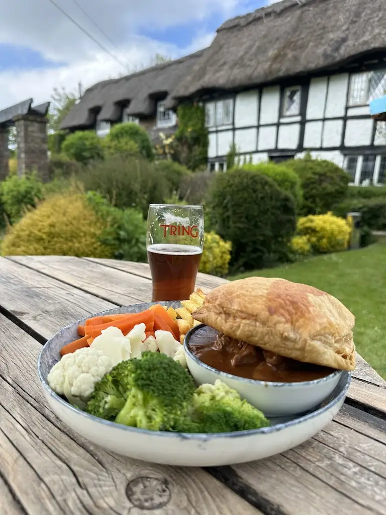 Old Hunters Lodge_Kensworth_slider_image_2