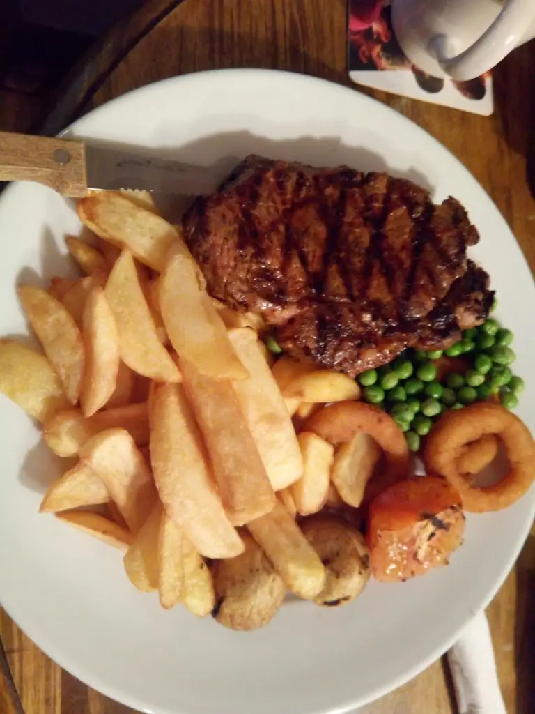 Menu_Hare and Hounds_Keresley_image_7