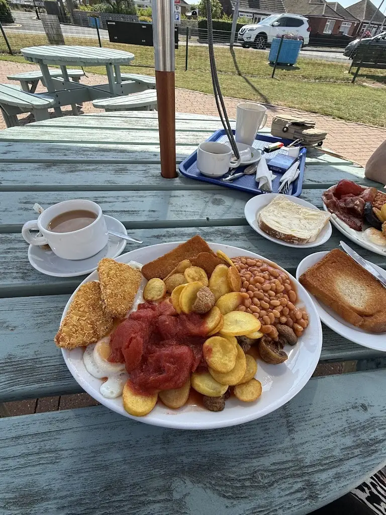 Delainey Ravenscroft_Vincent's Restaurant_Ingoldmells_review