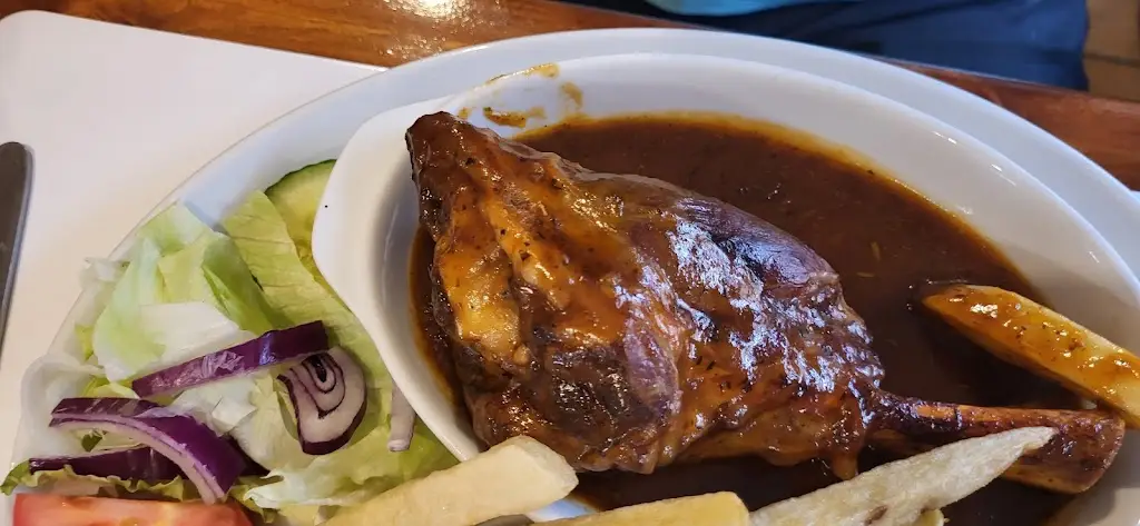 Luke william Haith_Candles Restaurant_Ingoldmells_reseña