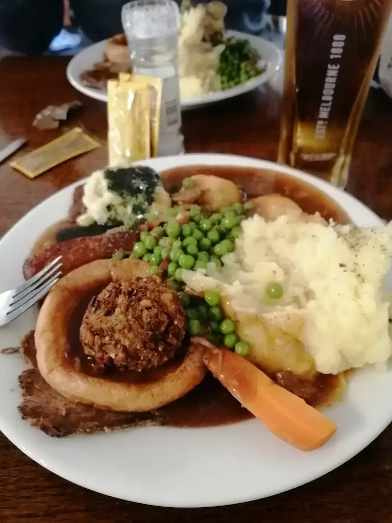 Brett Whiteman_Greenacres Bar & Restaurant_Ingoldmells_review