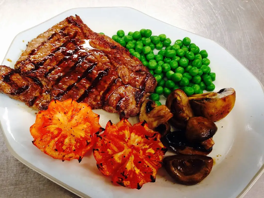 Greenacres Bar & Restaurant_Ingoldmells_slider_image_2