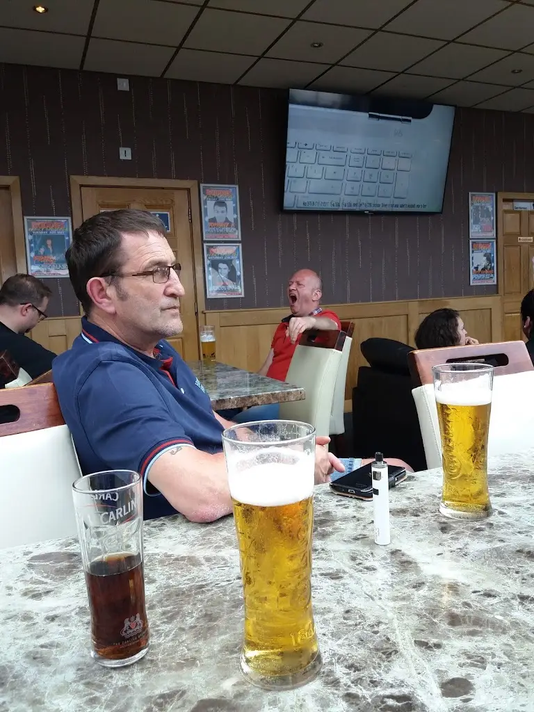 Menu_Buddies Family Showbar & Grill House_Ingoldmells_image_5