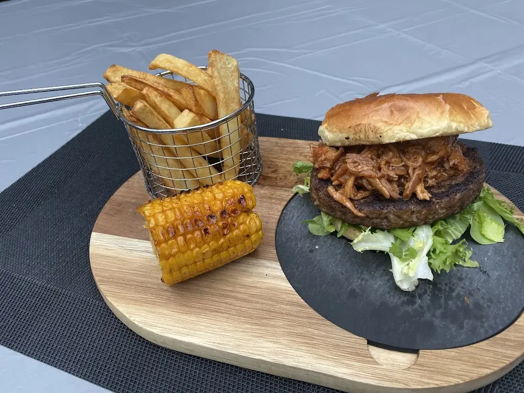 Buddies Family Showbar & Grill House_Ingoldmells_slider_image_2