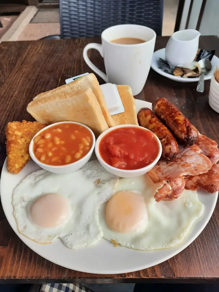 Wayne_Classic Coffee Shop_Ingoldmells_review